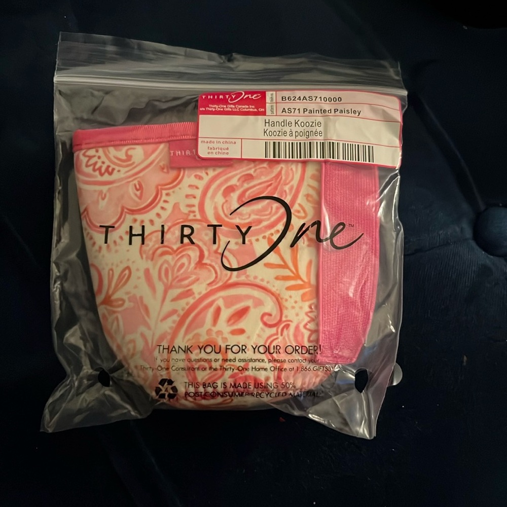 thirty-one Handle Koozie in painted paisley
